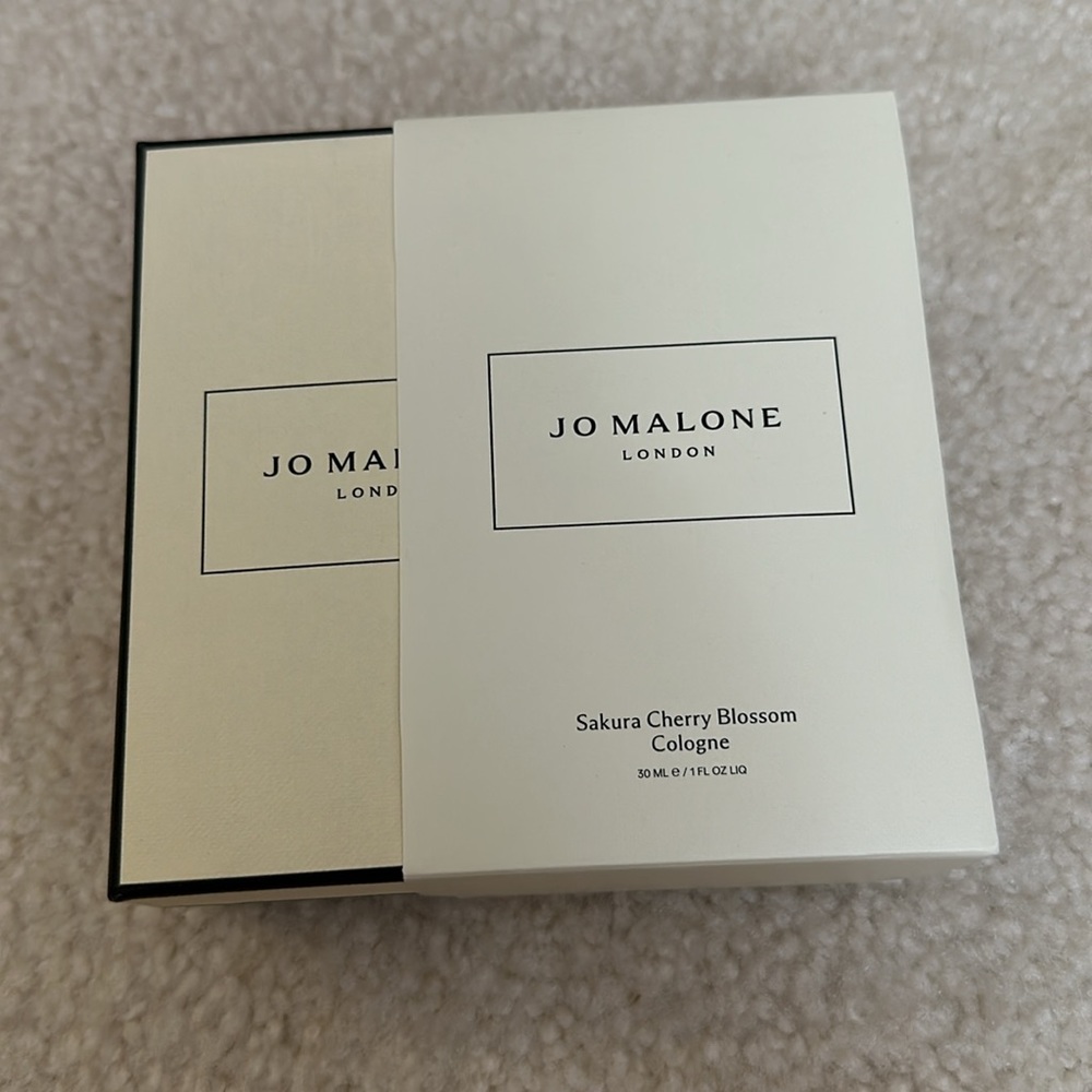 Jo Malone Gift Box - Picture 6 of 6